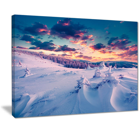 winter in carpathian mountains landscape photo canvas print PT7173